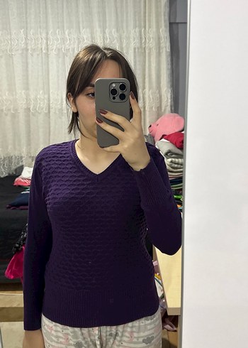 V Yaka Mor Triko Kadın Kazak