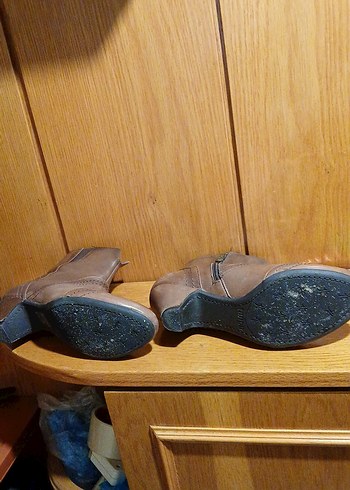 Kahverengi Deri Topuklu Kadın Bot - Görsel 2