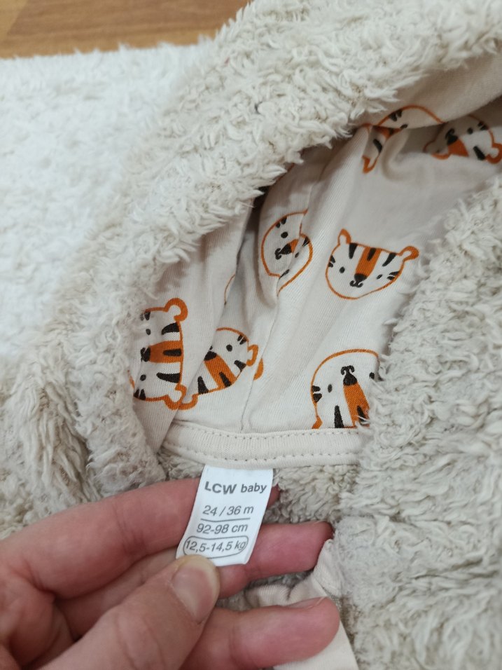 Kapüşonlu Erkek Bebek Peluş Tulum - Görsel 3