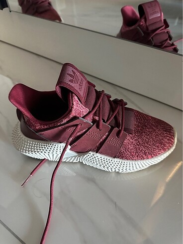38 Beden bordo Renk Adidas spor ayakkabı