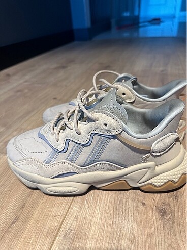 38 Beden Adidas ozweego