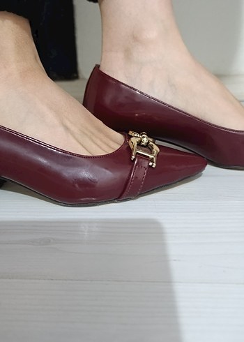 Bordo Parlak Tokalı Kadın Topuklu Ayakkabı - Görsel 3