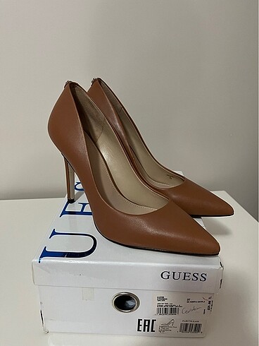 GUESS taba rengi stiletto