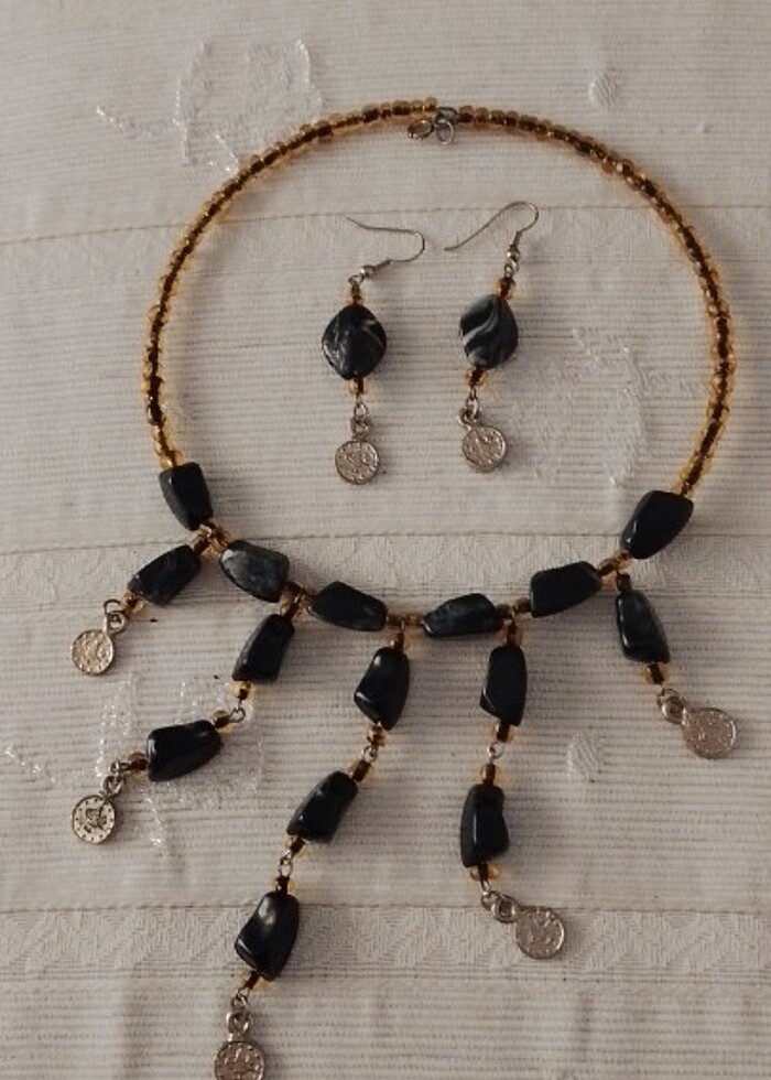 El yapımı kolye küpe  - Görsel 2