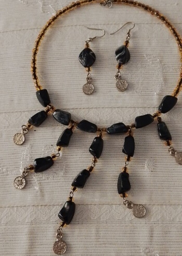 El yapımı kolye küpe  - Görsel 3