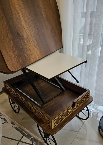 Ikea orta sehpa ve yemek masasi