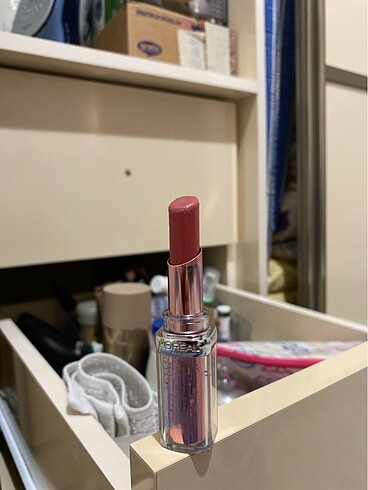 Loreal glow paradise ruj