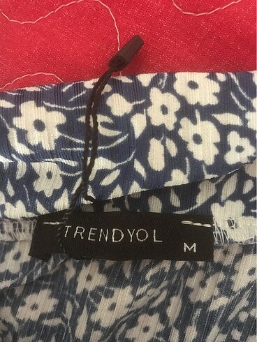 Trendyol & Milla Mavi desenli kısa etek