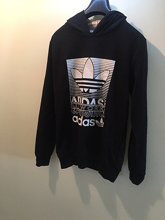 Adidas kapsonlu siyah renk swetshirt 