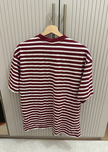m Beden H&m Erkek Bordo Çizgili Kısa Kollu Pamuklu Tişört