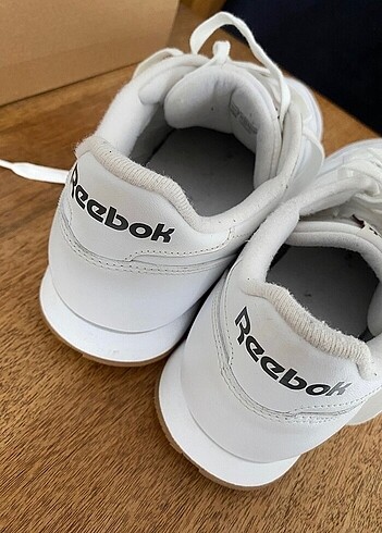 43 Beden Reebok erkek beyaz spor ayakkabı