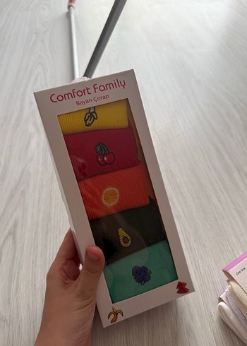 Renkli Elastik Bayan Çorap Seti