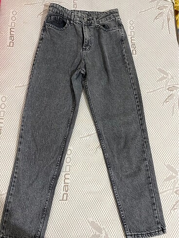 Mom jean