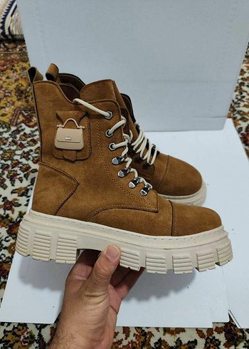 Converse Kahverengi Süet Bağcıklı Platform Bot