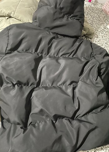 Siyah Kapüşonlu Kadın Kışlık mont - Görsel 3