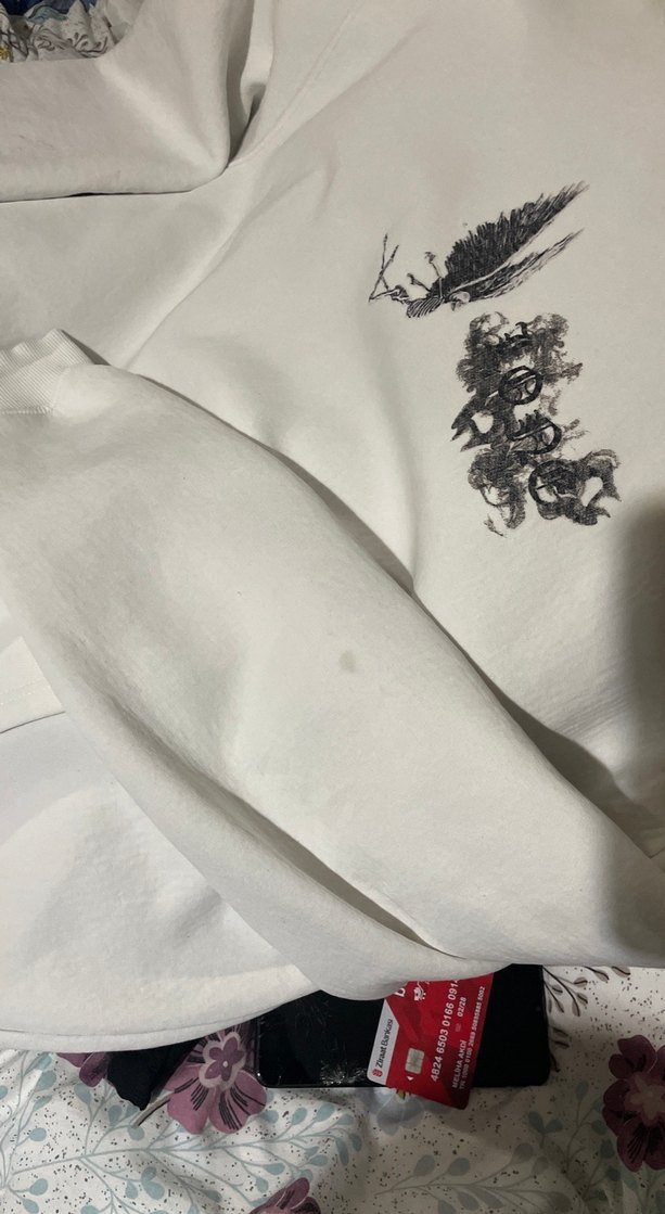 Kadın Beyaz Kapüşonlu Baskılı Sweatshirt - Görsel 4