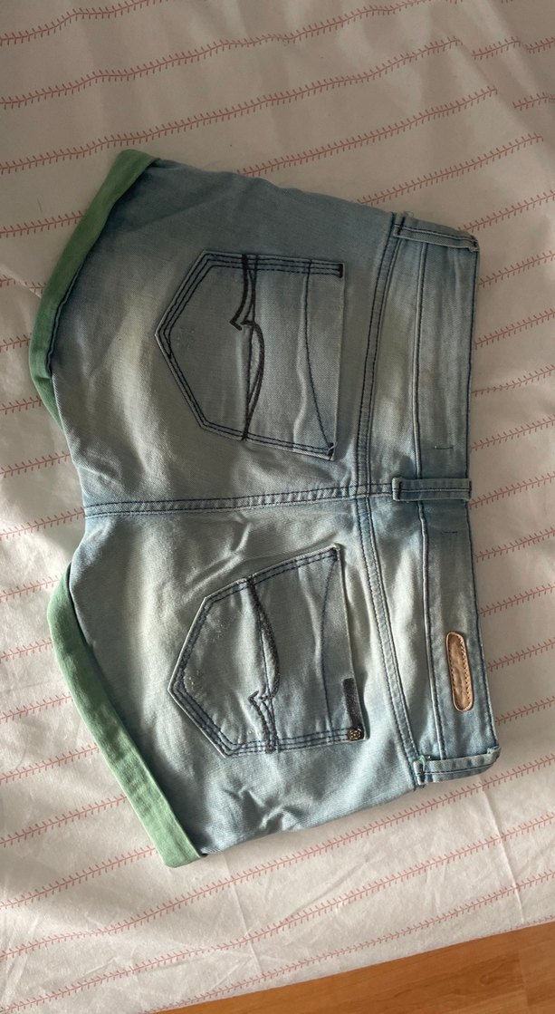 Kadın Yeşil Bağcıklı Mini Denim Şort - Görsel 3