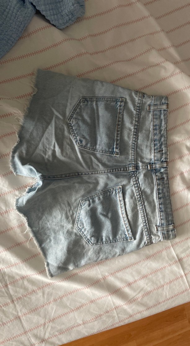 Gevşek Kesim Kadın Mavi Kot Şort - Görsel 3