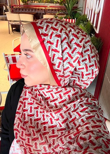 Burberry Vual İpek Şal