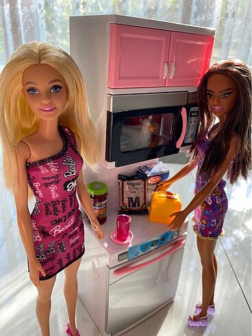 barbie mutfak seti ve barbie