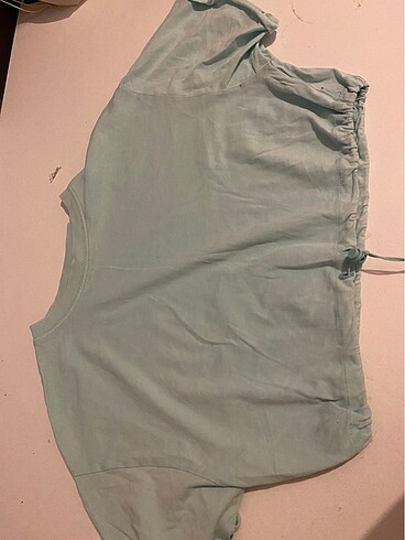 xs Beden buz mavisi bershka crop
