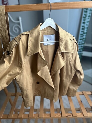 Bershka Trençkot