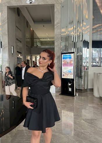 Drapeli Siyah Mini Straplez Abiye Elbise - Görsel 2