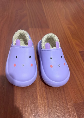 Mor Kürklü Kız Çocuk Ev Terliği - Görsel 4