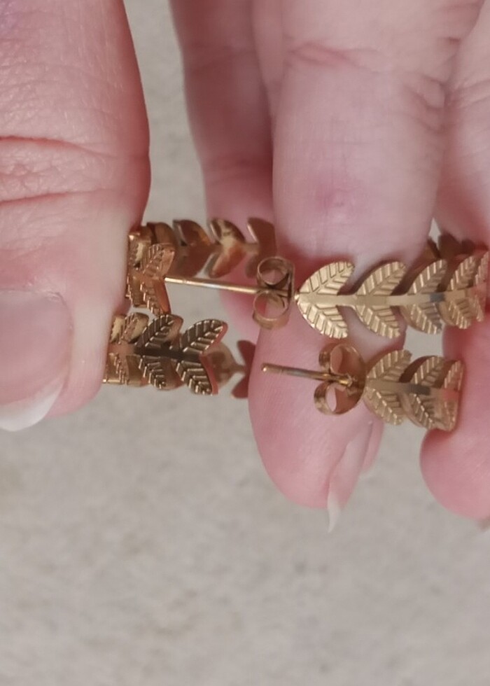 çelik altın renk küpe - Görsel 5