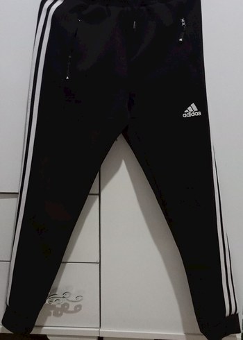 Adidas 32