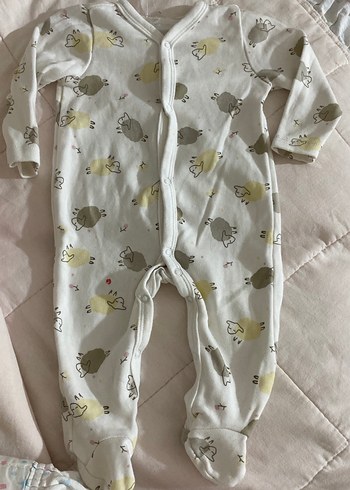 Uzun Kollu Beyaz Bebek Tulum - Görsel 2