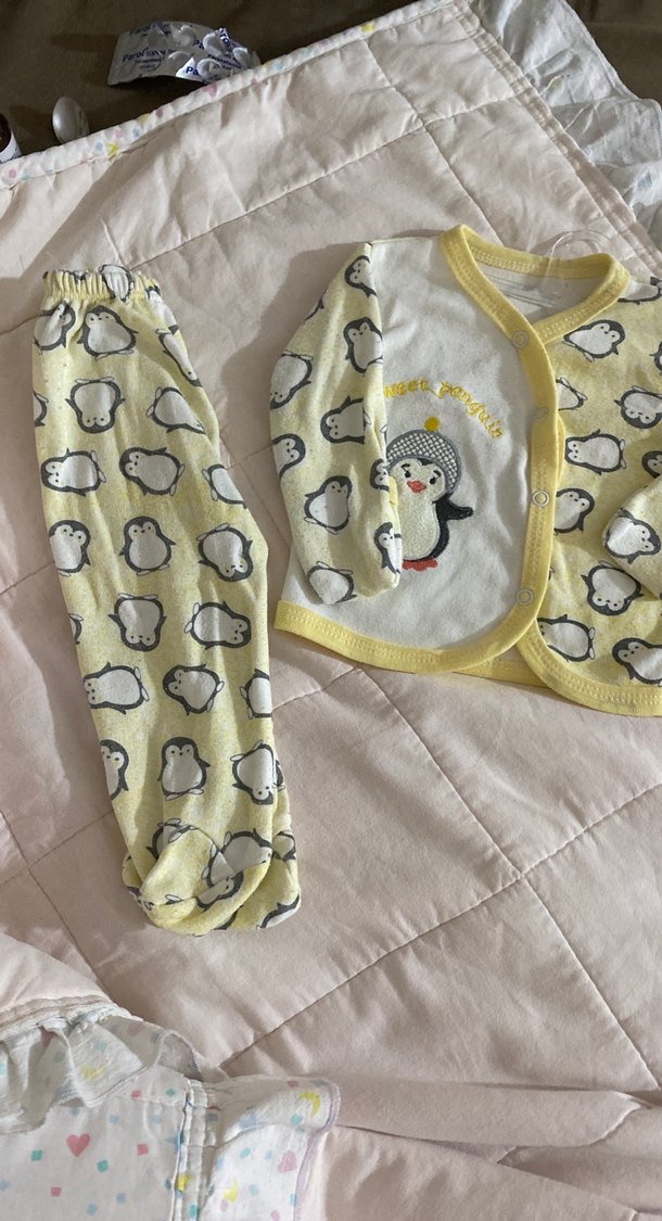 Sarı Baskılı Bebek Takımı, Uzun Kollu, Düğmeli - Görsel 3