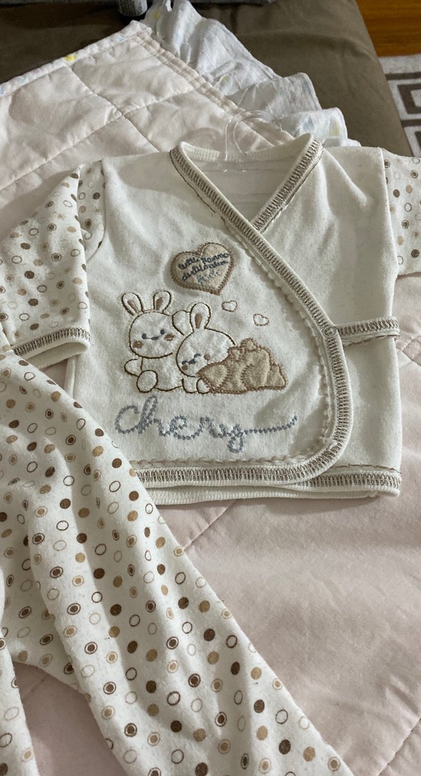 Nakışlı Beyaz Bebek Kız Takımı - Görsel 3