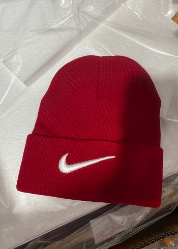 Kadın Siyah Triko Nike Bere - Görsel 2