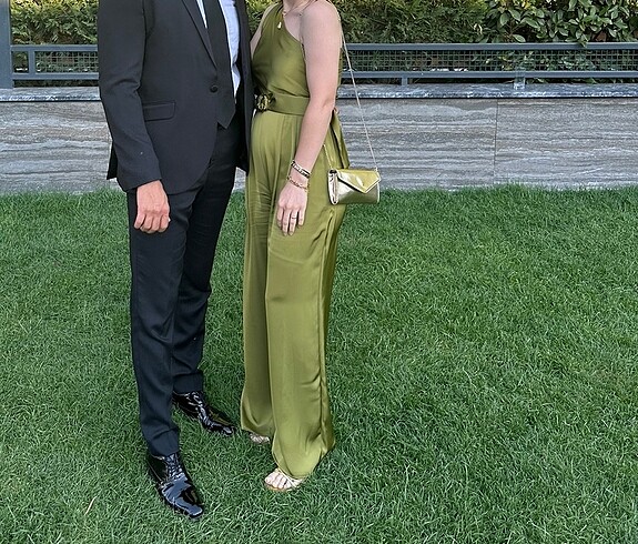 Zara Zara yeşil tulum