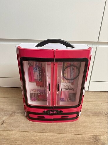 Barbie gardrop