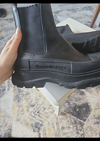 Alexander McQueen Bot - Görsel 2