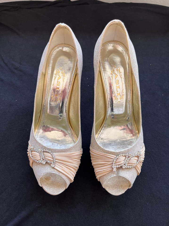 Bej Yılan Desenli Pilili Topuklu Kadın Ayakkabı - Görsel 2