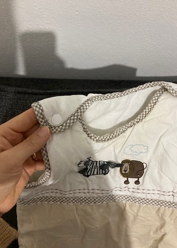 Nakışlı bej çocuk uyku tulumu - Görsel 4