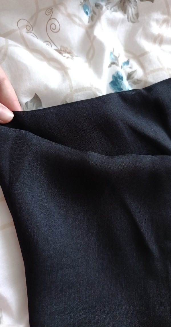 Siyah Nakışlı ince şal - Görsel 3