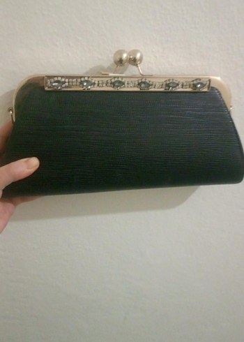 Siyah Parlak Deri Tokalı Kadın Portföy Çanta - Görsel 2