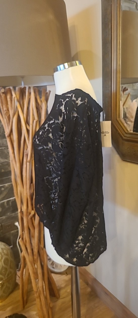 Siyah Dantel Uzun Kollu Boğazlı Bluz - Görsel 3