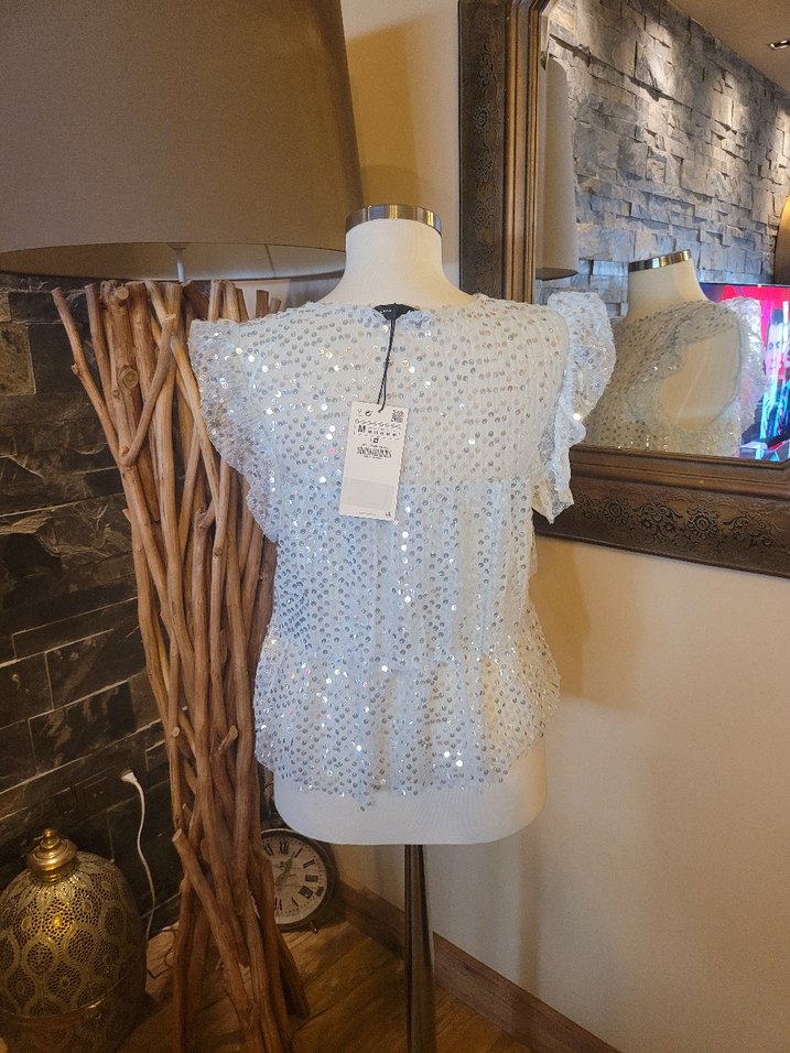 Payetli Beyaz Kısa Kollu Kadın Bluz - Görsel 3