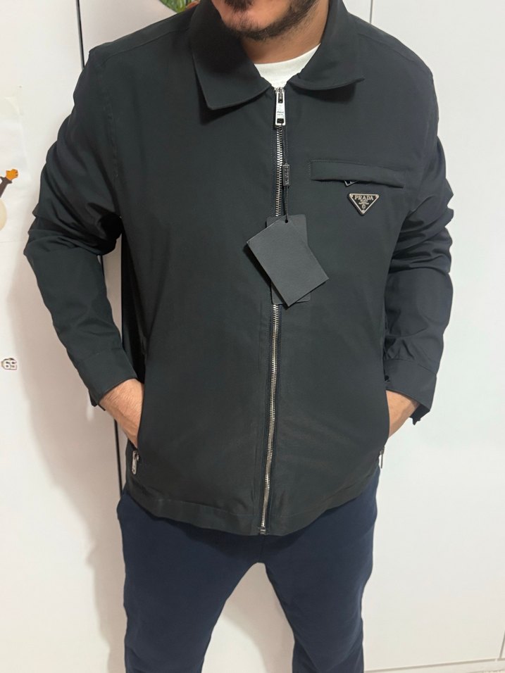 Erkek prada çeker - Görsel 2