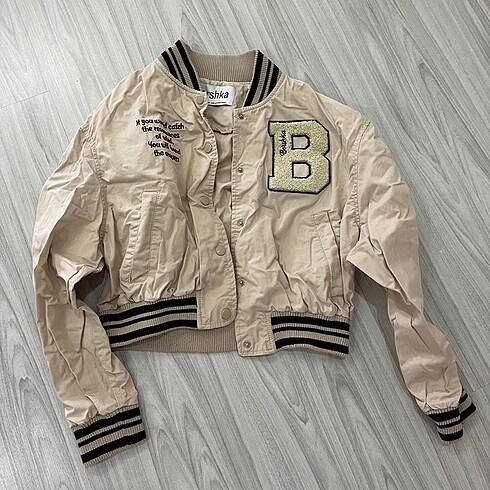 m Beden BERSHKA ceket