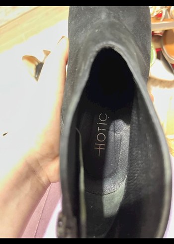 Siyah Süet Topuklu Kadın Bot - Görsel 3