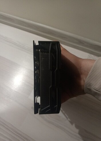 AMD radeon rx 5500 xt ekran kartı