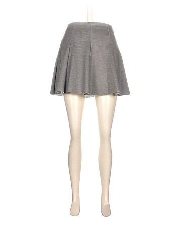 Bershka Mini Etek %70 İndirimli.