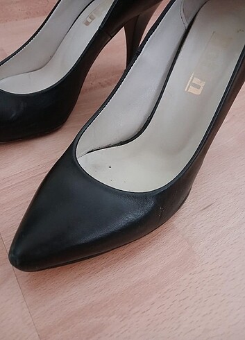 Diğer Siyah stiletto