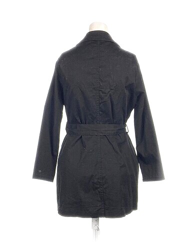 m Beden PreLoved Trenchcoat %70 İndirimli.